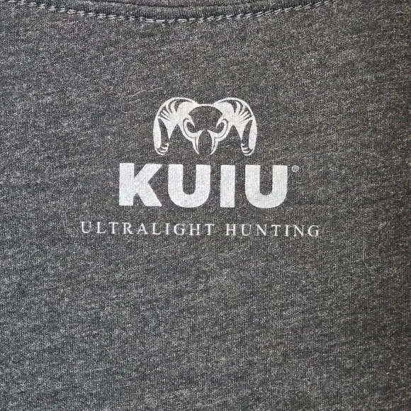KUIU Mens XL T-shirt Lot Of 2 Ultralight Hunting Long Sleeve Gray - Picture 5 of 11